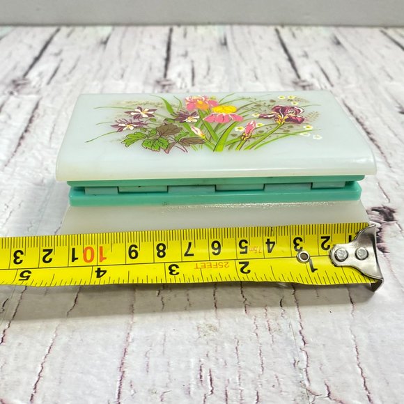 Vintage Jewelry Keepsake Box, Handmade Floral Plastic Trinket Chest - Picture 5 of 10